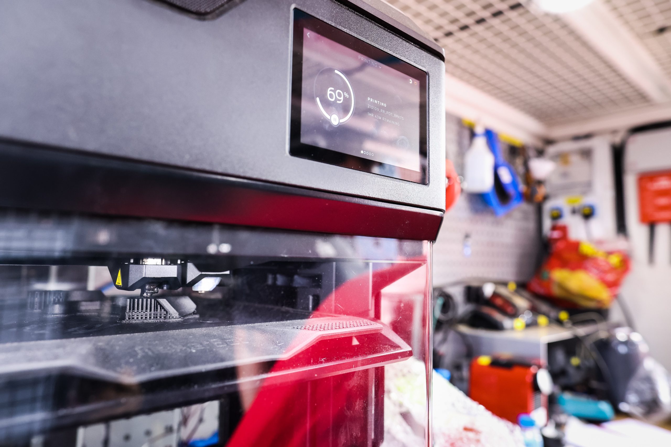 METHOD X operates conveniently on a support truck where parts can be printed as need during trials and the race itself. The enclosed heated chamber protects the parts from the harsh environmental conditions while printing.