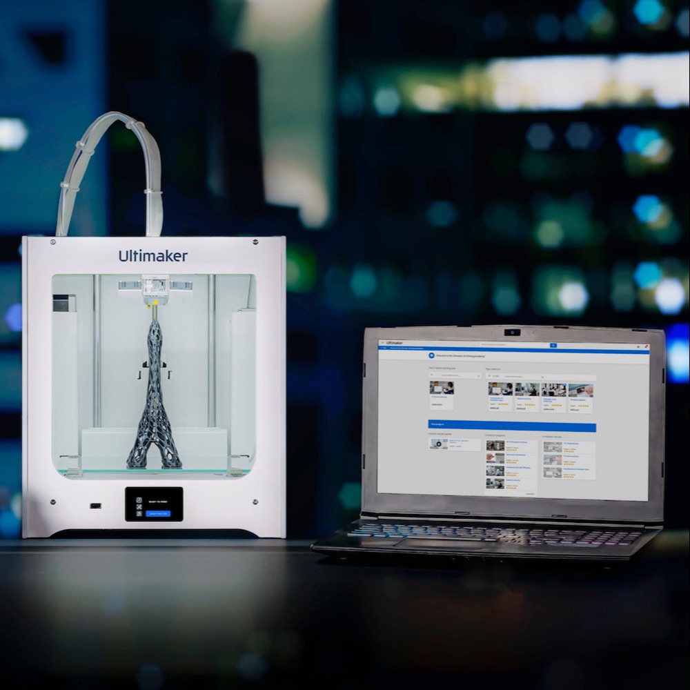 Ultimaker 2+ Connect printer and 3D Printing Academy